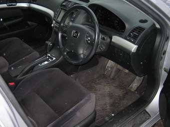 2003 Honda Inspire Photos