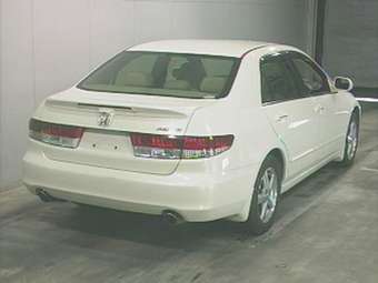 2003 Honda Inspire Photos