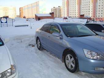 2003 Honda Inspire Photos