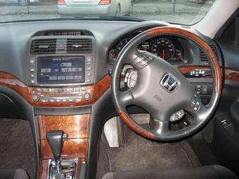 2003 Honda Inspire Photos