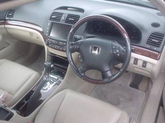 2003 Honda Inspire Pictures