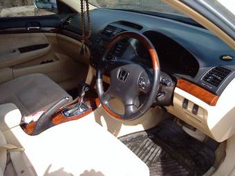 2003 Honda Inspire Pictures