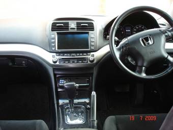 2003 Honda Inspire Pictures