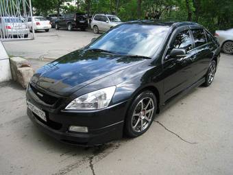 2003 Honda Inspire Photos