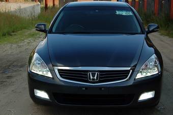 2003 Honda Inspire Photos