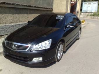 2003 Honda Inspire Photos