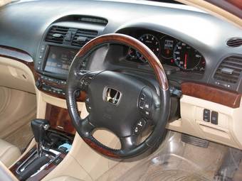 2003 Honda Inspire Images