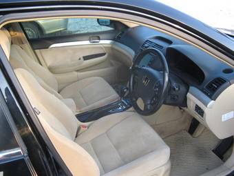 2004 Honda Inspire Pictures