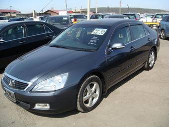 2004 Honda Inspire Pictures