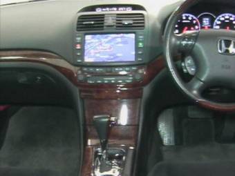 2004 Honda Inspire Pictures