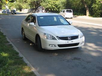 2004 Honda Inspire Photos