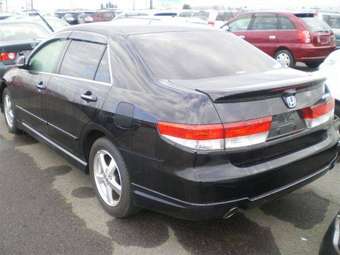 2005 Honda Inspire Photos
