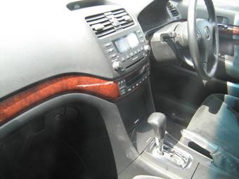 2005 Honda Inspire Photos