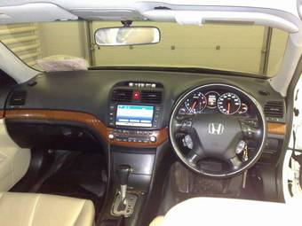 2005 Honda Inspire Pics