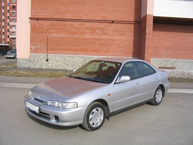 2000 Honda Integra