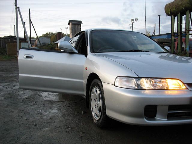 2000 Honda Integra
