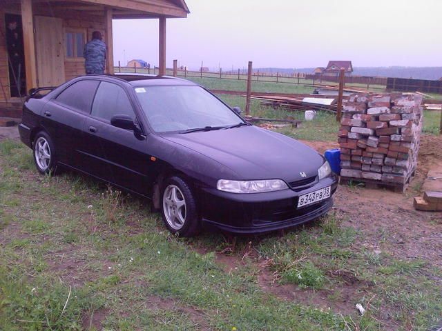 2000 Honda Integra