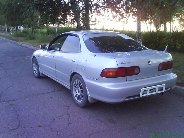 2000 Honda Integra