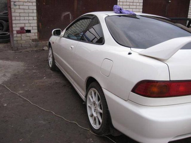 2000 Honda Integra
