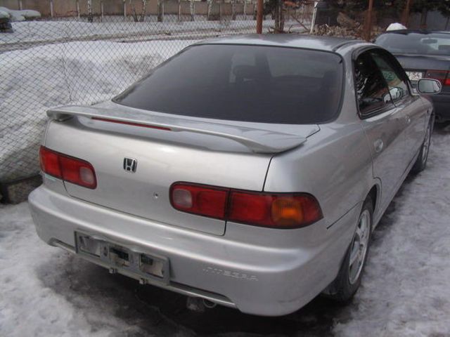 2000 Honda Integra