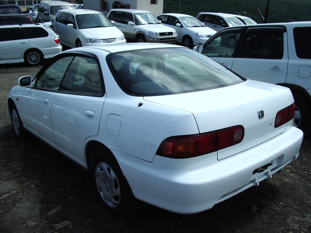 2000 Honda Integra Pictures