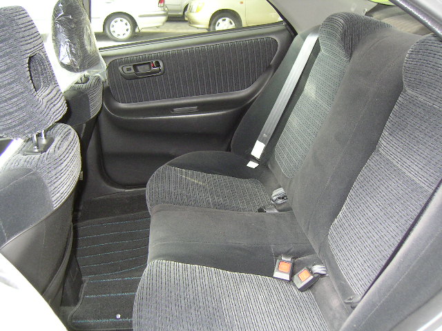 2000 Honda Integra Images