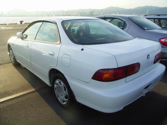 2000 Honda Integra Pictures