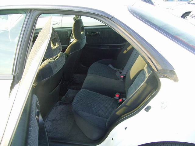 2000 Honda Integra Pictures