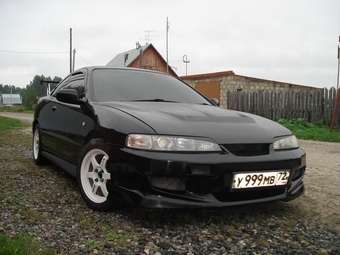 2000 Honda Integra Photos