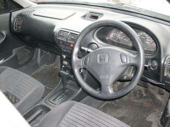 2000 Honda Integra Photos