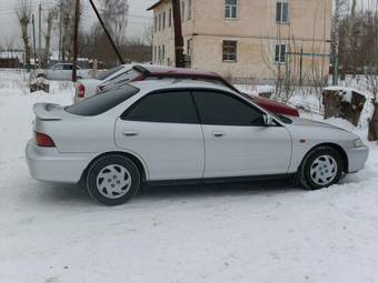 2000 Honda Integra Photos