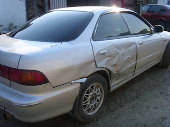 2000 Honda Integra Photos