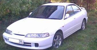 2000 Honda Integra Photos