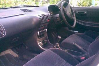 2000 Honda Integra Pictures