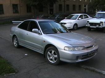 2000 Honda Integra Photos