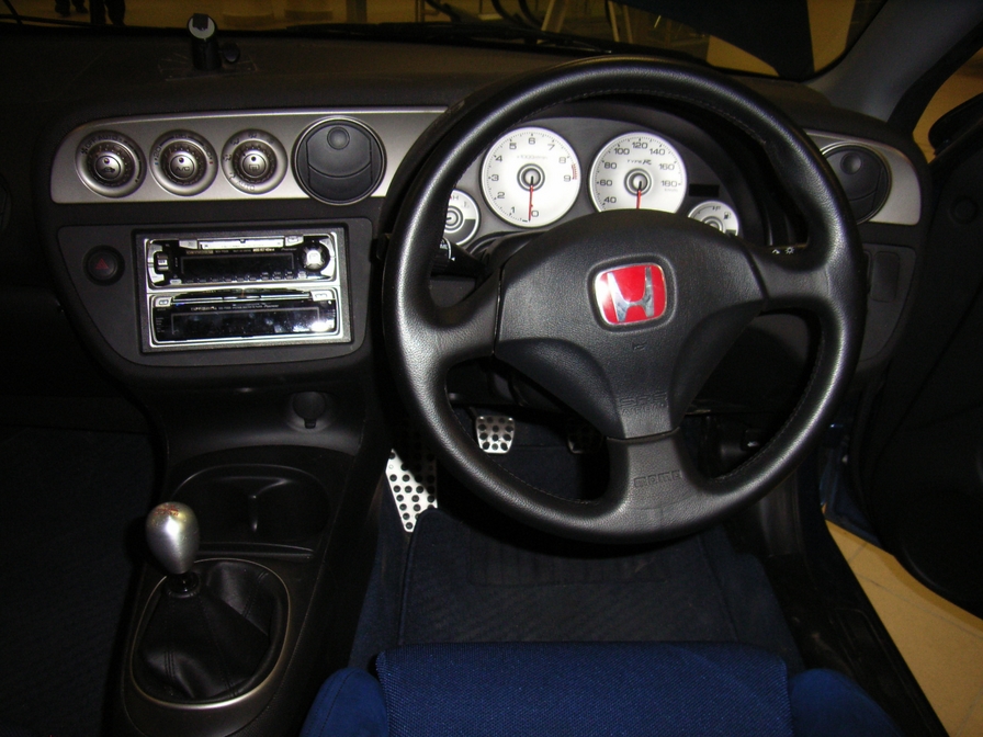 2001 Honda Integra Pictures