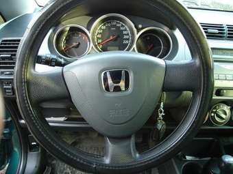 2002 Honda Jazz Pictures