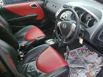 2004 Honda Jazz Photos