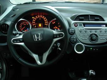 2009 Honda Jazz Photos