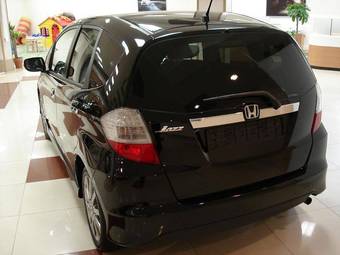 2009 Honda Jazz Pictures