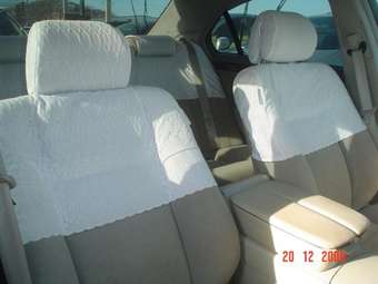 2004 Honda Legend Images