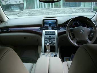 2004 Honda Legend Photos