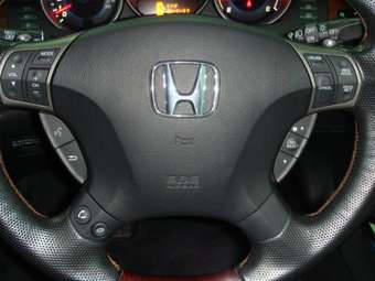 2005 Honda Legend Pictures