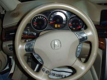 2005 Honda Legend Photos