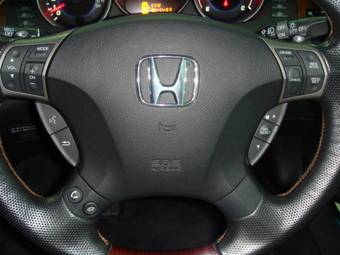 2005 Honda Legend Pictures