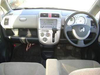 2003 Honda Life Photos