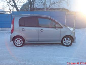 2004 Honda Life Photos
