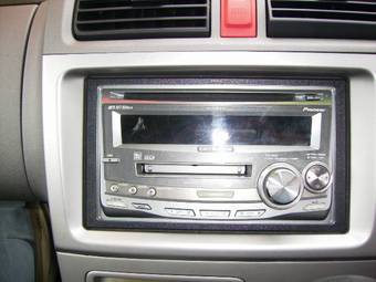 2006 Honda Life Photos