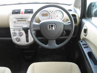 2007 Honda Life Pictures