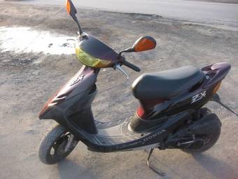 2002 Honda LIVE DIO ZX Pics